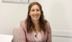 Konuşma ve dil terapisi ile otizmli çocuklara tedavi