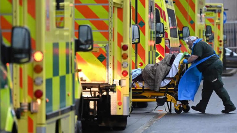 27 Kasım Cumartesi: Birleşik Krallık günlük Covid-19 raporu