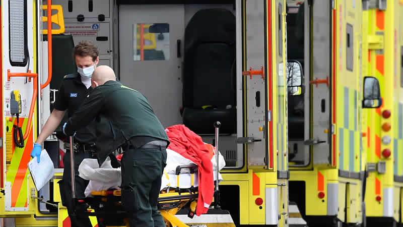 8 Kasım Pazartesi: Birleşik Krallık günlük Covid-19 raporu