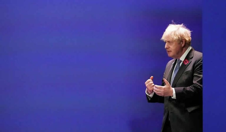 Boris Johnson’dan yolsuzluk soruşturmasında U dönüşü