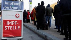 Tam kapanmaya gitme kararı alan ilk Avrupa ülkesi belli oldu