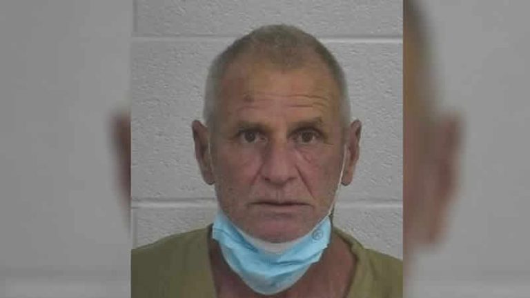 TikTok’ta gördüğü ‘Yardıma ihtiyacım var’ işareti kız çocuğunu kurtardı