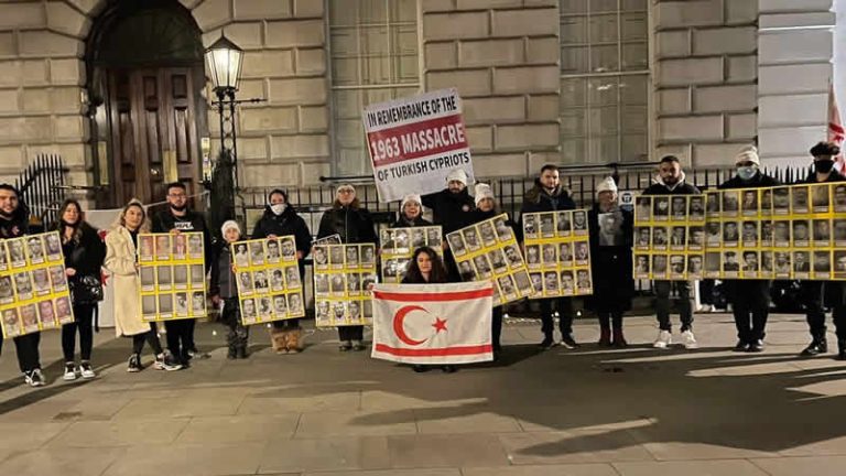 1963 katliamının Kıbrıslı Türk kurbanları Londra’da anıldı