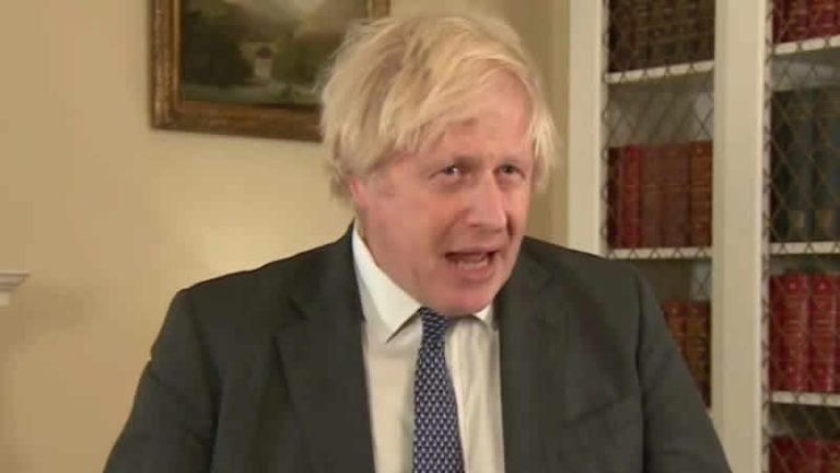 Boris Johnson: “Yeni bir önlem yok ama hiç bir şeyi göz ardı etmeyeceğiz”