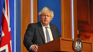 Boris Johnson’dan Omicron uyarısı: “Aşılar hayati önem taşıyor”