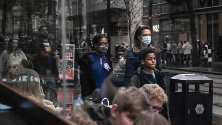 İngiltere’de tespit edilen Omicron vaka sayısı 15 bine yükseldi