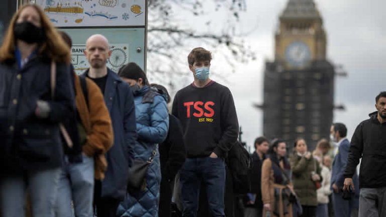 İngiltere’deki Covid vakalarının yüzde 90’ından fazlası Omicron