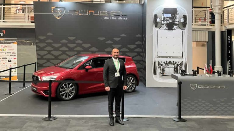 KKTC’nin yerli otomobili GÜNSEL, Londra’da dünya ile buluştu