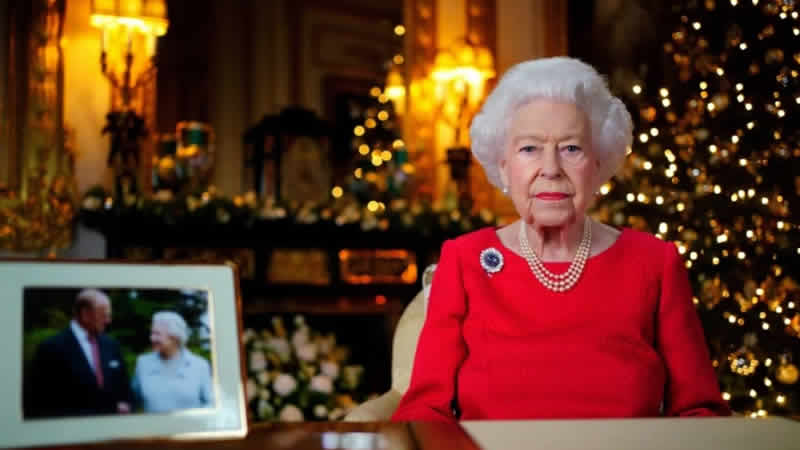 Kraliçe II. Elizabeth’ten Noel mesajı