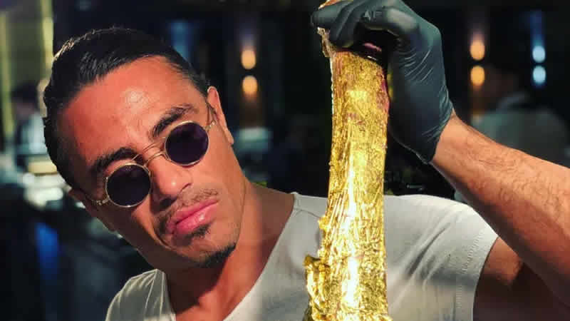 Londra’da yemek yerine Türkiye’deki Nusr-Et’e gittiler