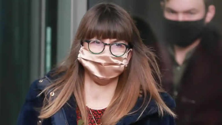 Omicron endişesi: Günlük Covid vakaları 1 milyonu bulabilir!