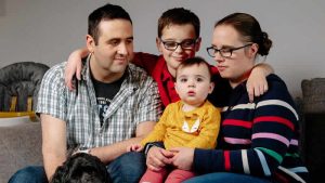 36 dakika boyunca ambulans bekleyen İngiliz aile kabusu yaşadı