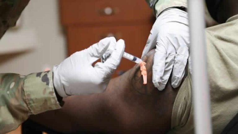 35 komando Covid aşısı olmayı reddedince son kararı hakim verdi!