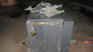 Londra’da bankamatikleri patlatarak soyan iki kafadarın cezası belli oldu