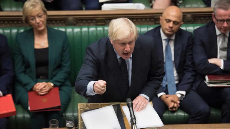 Boris Johnson parlamentoda meydan okudu: “İstifa etmeyeceğim”