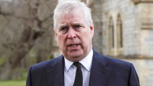 Cinsel saldırıyla suçlanan Prens Andrew’un Twitter hesabı kapandı
