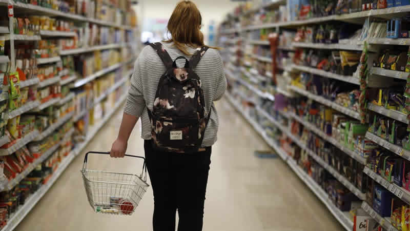 İngiltere’de hayat pahalılığı son 30 yılın en yüksek seviyesine ulaştı