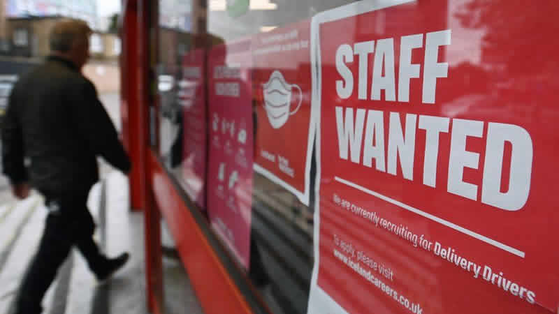 İngiltere’de beklentilerin aksine işçi açığı 1 milyonu aştı