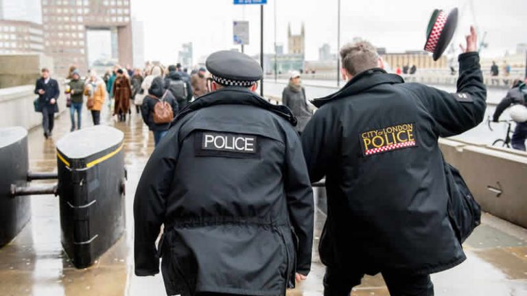 Londra Emniyeti’ndeki kritik soruşturmada 2 üst düzey polis görevden alındı