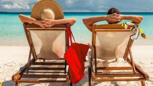 İngiltere’de seyahat kurallarının gevşetilmesinin ardından tatil rezervasyonları fırladı