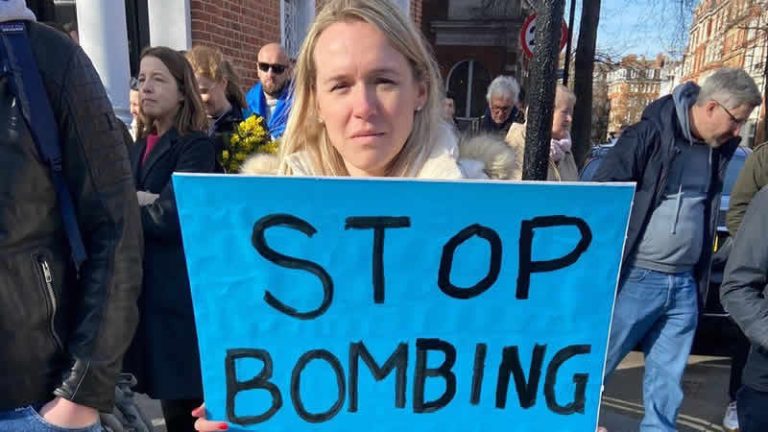 Birleşik Krallık’ın dört bir yanında Ukrayna’ya destek gösterileri sürüyor