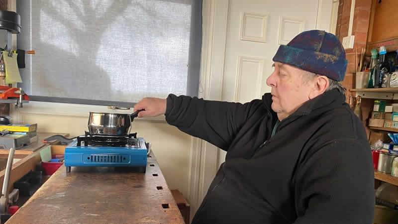 İngiltere’nin güney batısında 10 binden fazla ev hala elektriksiz