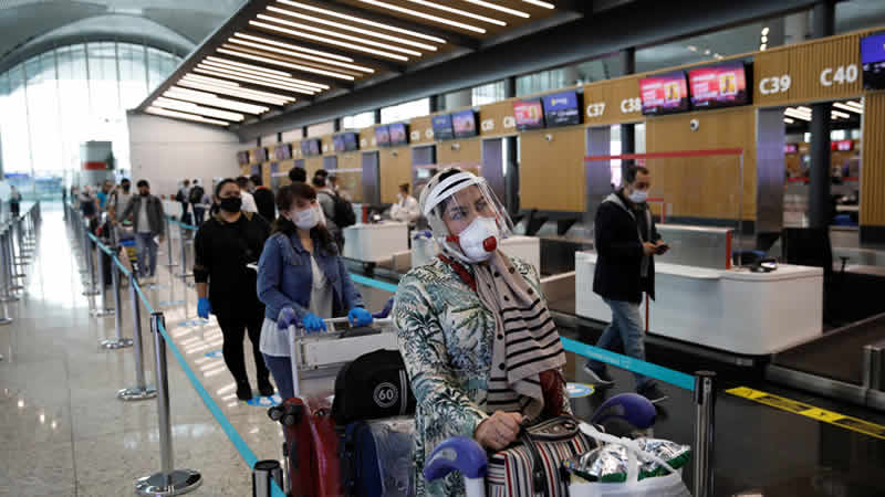 Kısıtlamaların gevşetilmesi sonrası Türkiye tatili için rezervasyonlar fırladı