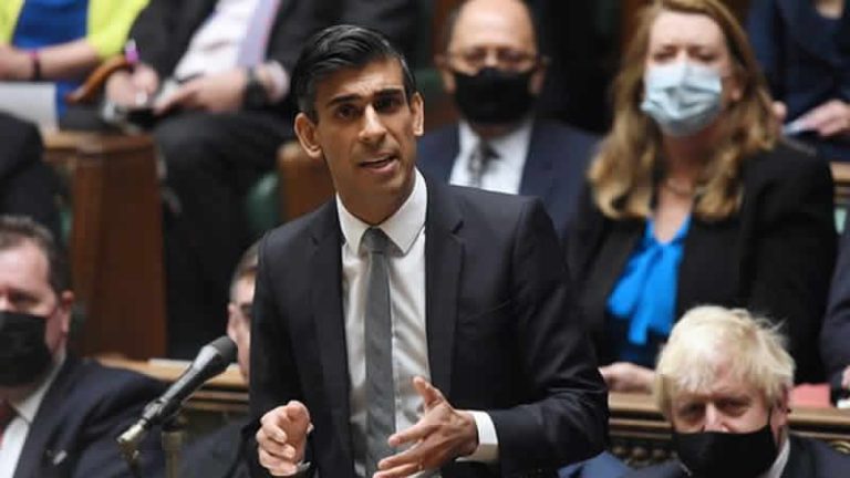 Maliye Bakanı Rishi Sunak’tan hanelere fatura desteği duyurusu