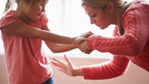 Galler’de ebeveynlerin çocuklarına tokat atması kanunla yasaklandı