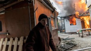 İngiltere şimdiye kadar 50 Ukraynalıya mülteci vizesi verdi