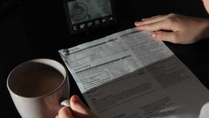 İngiltere’de haneler yiyecek ve ısınma arasında seçim yapmakla karşı karşıya