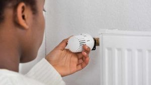 İngiltere’de ev ve işyerlerinde uygun fiyatlı enerji için yeni strateji belirleniyor