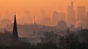 Londra Belediyesi’nden kent için yüksek hava kirliliği uyarısı