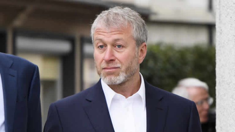 Ünlü işadamı Roman Abramovich İngiltere’deki mülklerini satmaya başladı!