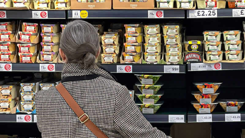 İngiltere’de enflasyon son 30 yılda görülen en yüksek seviyeye çıktı