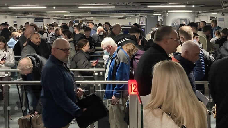 Paskalya tatili nedeniyle seyahatlerde uzun gecikmeler bekleniyor