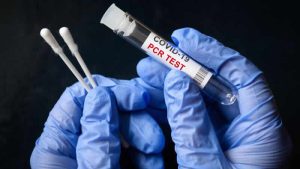 Sağlık çalışanı 20 gün arayla iki kez korona virüse yakalandı