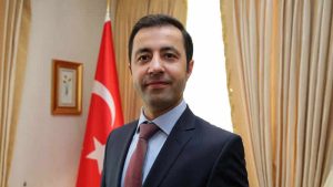 Uluslararası Demokratlar Birliği İngiltere Başkanı Yetimova’ya Türkiye tanıtım beratı verildi