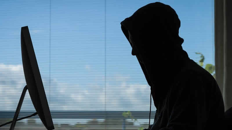 İngiltere mahkemeleri, polisin “tuzak kurarak” yakaladığı pedofili suçlularına daha sert cezalar verecek