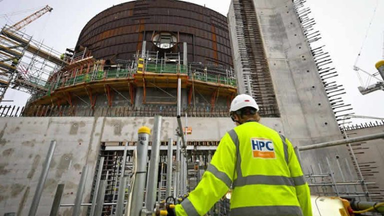 Kwarteng: “İngiltere’nin nükleer enerji hamlesi enerji faturalarını artırabilir”