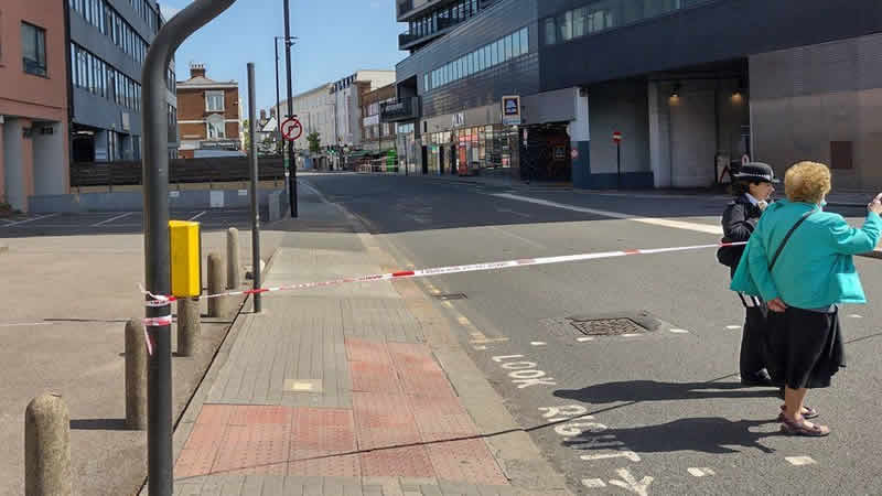 Kuzey Finchley’deki sokak kavgasında bir kişi hayatını kaybetti