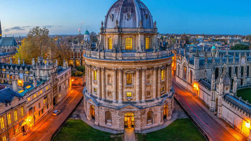 Oxford Üniversitesi, Ukraynalı sığınmacılara burs verecek