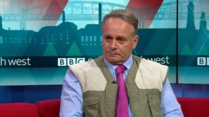 Parlamento’da iki kez porno izlediğini kabul eden milletvekili istifa etti