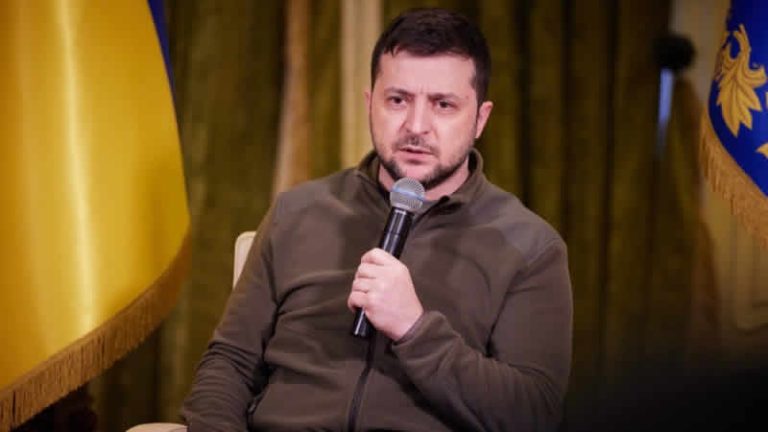 Zelenskiy’nin poları Londra’da 90 bin sterline satıldı