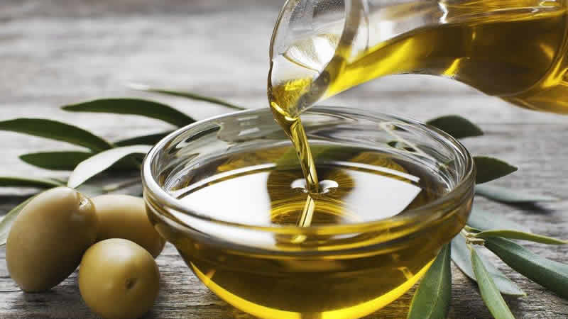 Başbakan Boris Johnson’dan Türk zeytinyağı çıkışı