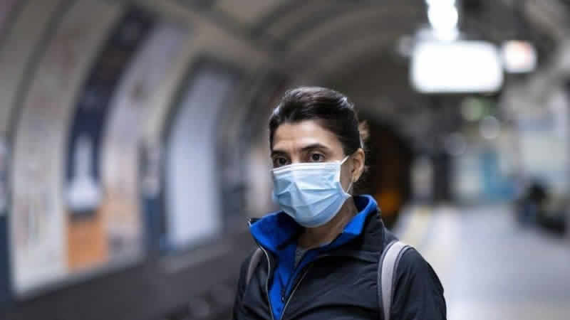 İngiltere ve Kuzey İrlanda’da Covid-19 vakalarında artış eğilimi görüldü