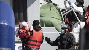 İngiltere’de Yüksek Mahkeme, sığınmacıların Ruanda’ya gönderilebileceğine hükmetti