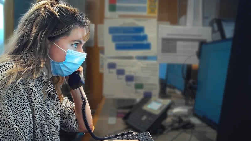 İngiltere’de düşük yetkili uzmanları doktor yerine çalıştıran sağlık kurumu tepki topladı