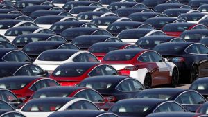 İngiltere’de otomotiv satışlarına ağır darbe