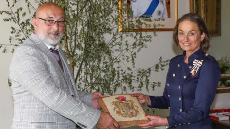 İngiltere’den korona virüs kahramanı Mustafa Kemal Köksal’a onur madalyası